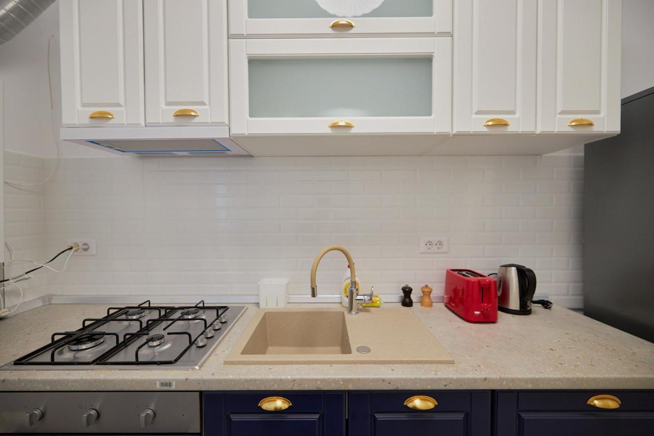 Cozycollection Apartments At Q Residence #6 이아시 외부 사진